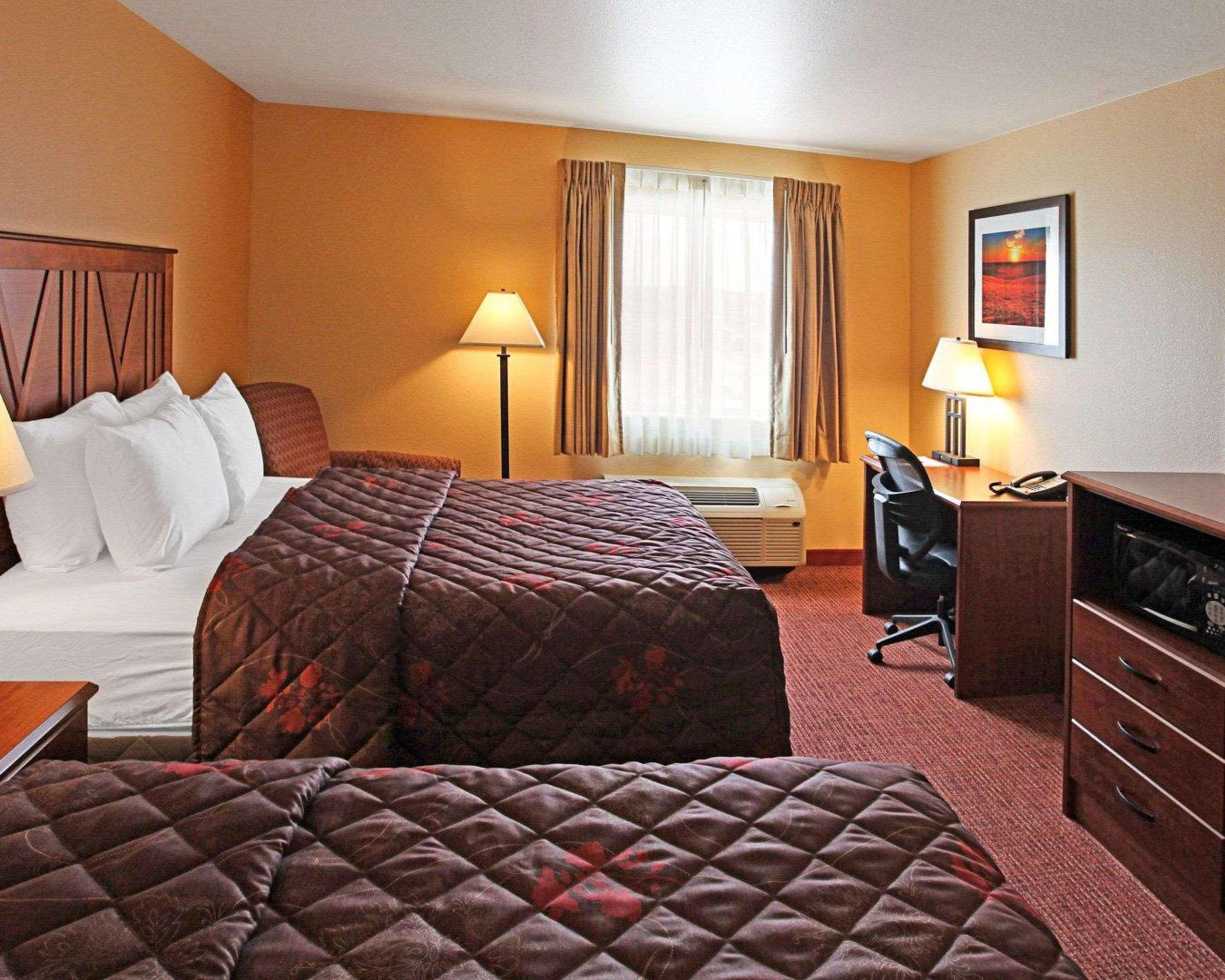 Rodeway Inn & Suites Phillipsburg Exterior foto